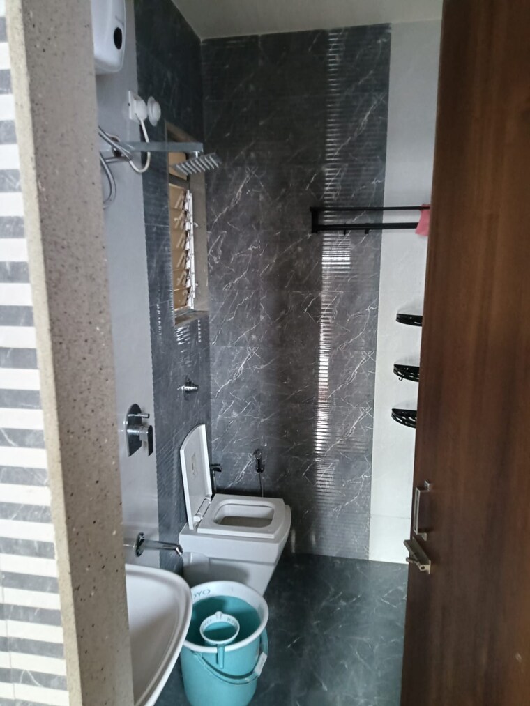 Bathroom, neelkanth-alpine 1 Bedroom 335 Sq.Ft. Apartment In Ghansoli Navi Mumbai 9137836