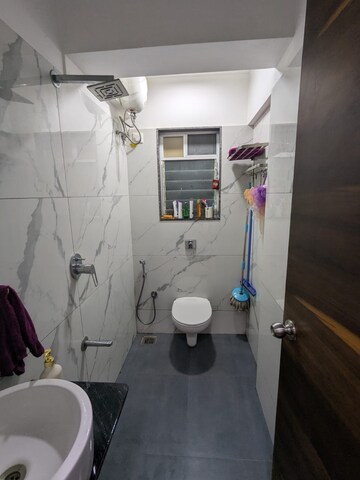 Bathroom in 1 BHK Apartment at Ghatkopar East – for Rent