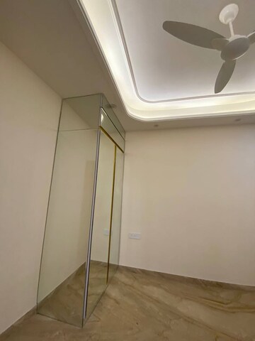 Furnished Amenities in 3 BHK Apartment at Tulip Yellow, Sector 69 – for Sale