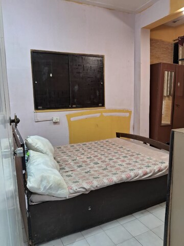Bedroom in 2 BHK Apartment at Navjivan CHS Chembur, Chembur – for Rent