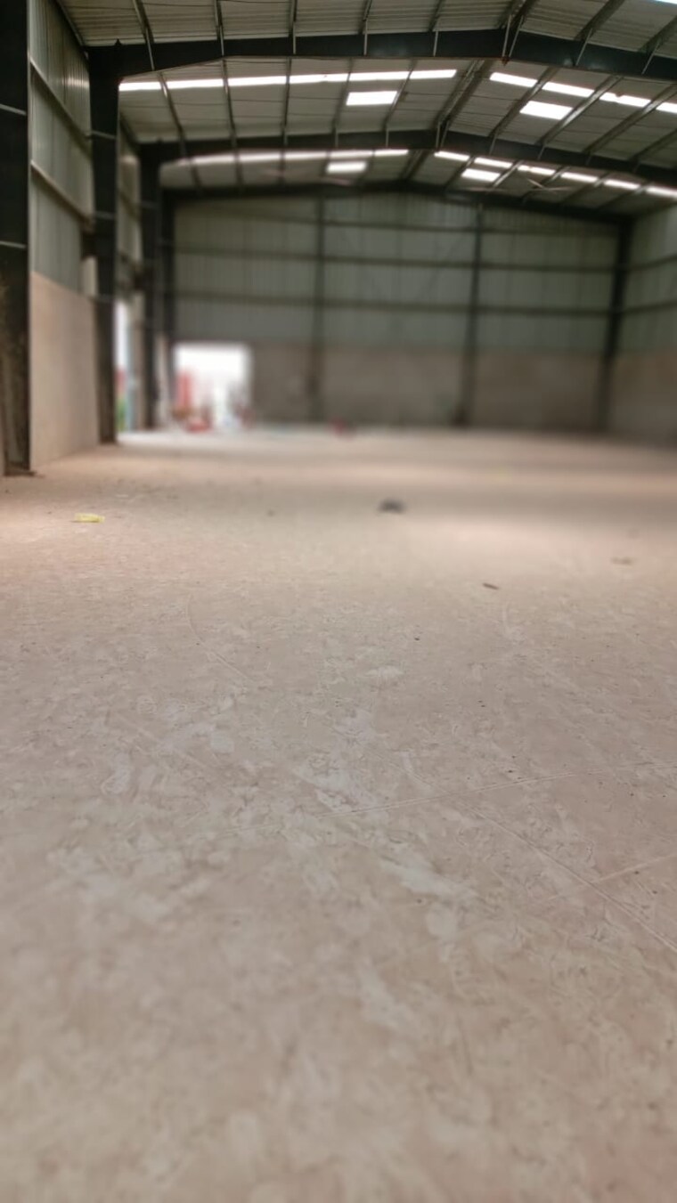  Parking, mahuli Commercial Warehouse 17000 Sq.Ft. In Mahuli Patna 9137904