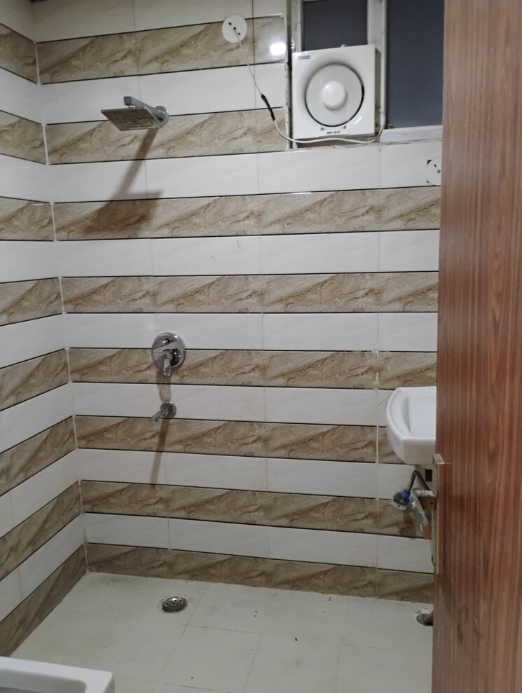 undefined, amolik-residency 3.5 Bedroom 1300 Sq.Ft. Builder Floor In Sector 86 Faridabad 9137975