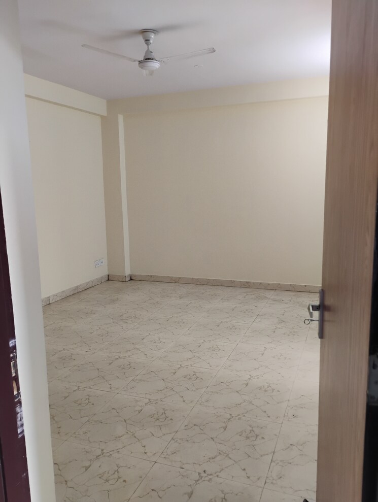 Room, amolik-residency 3.5 Bedroom 1300 Sq.Ft. Builder Floor In Sector 86 Faridabad 9137975