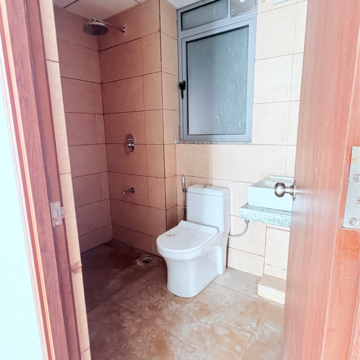 Bathroom in 1 BHK Apartment at Kalpataru Immensa, Kolshet Industrial Area – for Sale