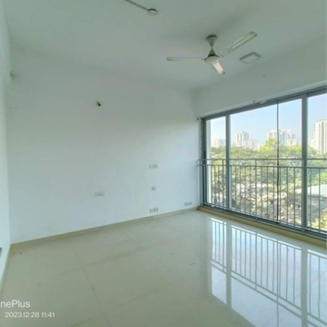 Room in 2 BHK Apartment at Kalpataru The Sunrise, Dhokali – for Rent