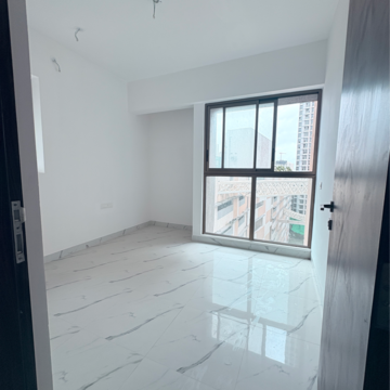 Room in 2 BHK Apartment at Raymond Ten X Habitat, Swastik Garden – for Rent