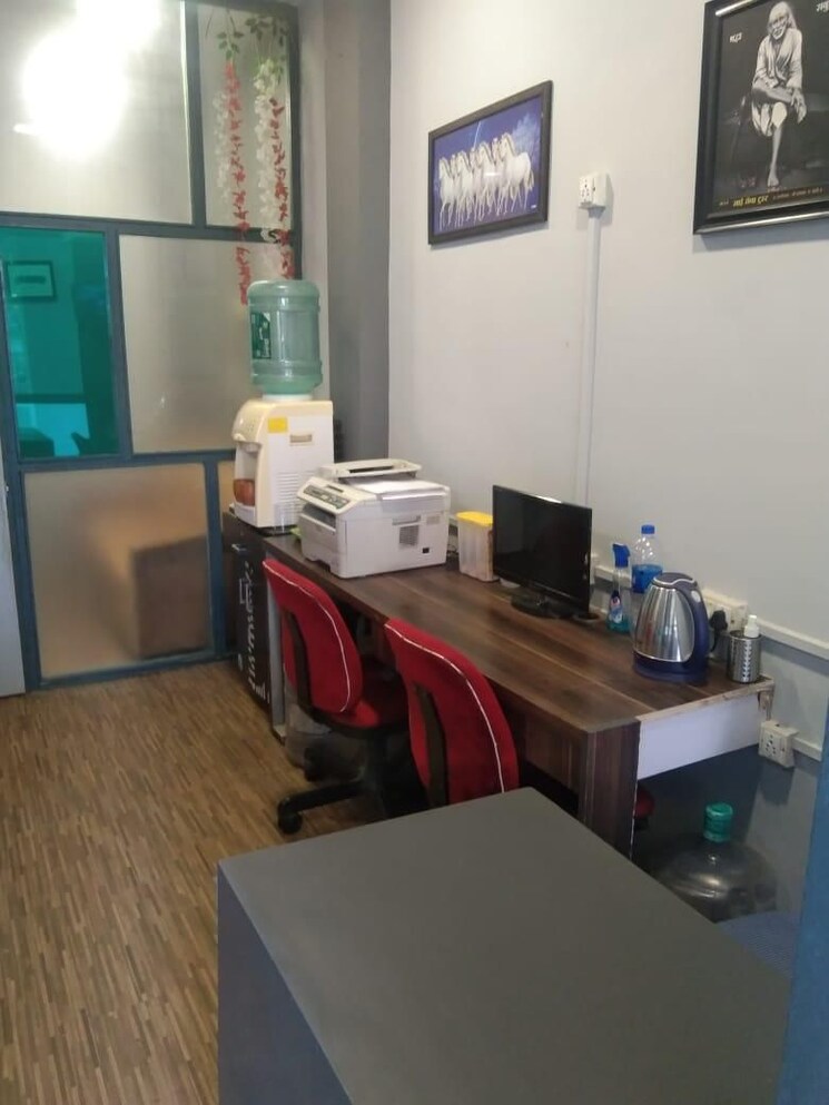 Team Area, radha-raman-apartment Commercial Office Space 225 Sq.Ft. In Dahisar West Mumbai 9138119