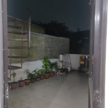 Balcony in 2 BHK Builder Floor at Saket – for Rent