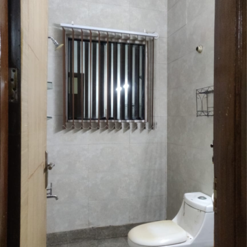 Bathroom in 2 BHK Builder Floor at Saket – for Rent