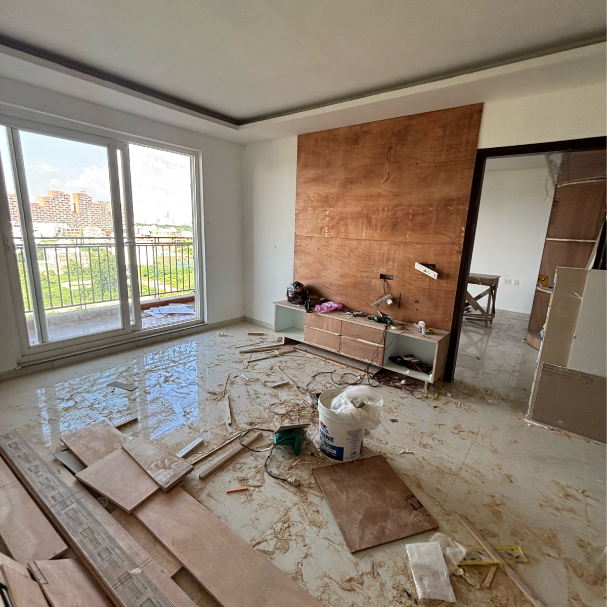 3 BHK + Servant Room Apartment For Rent in Rishita Manhattan