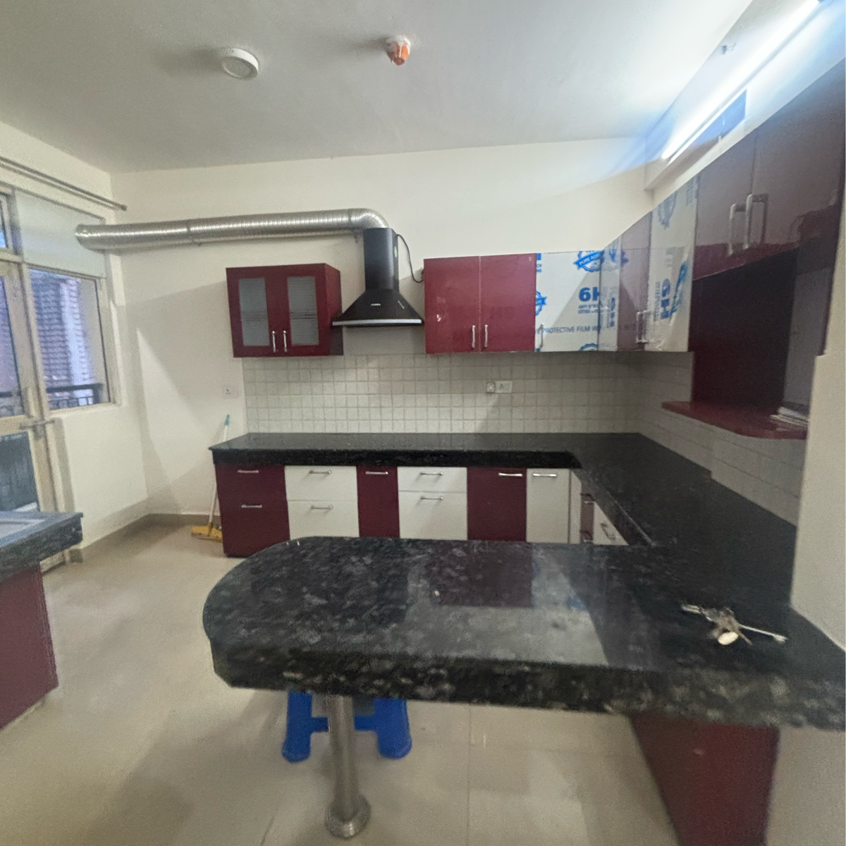 3 BHK + Servant Room Apartment For Rent in Paarth Aadyant