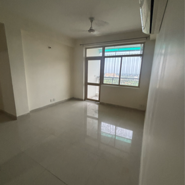 Room in 3 BHK Apartment at Paarth Aadyant, Sushant Golf City – for Rent