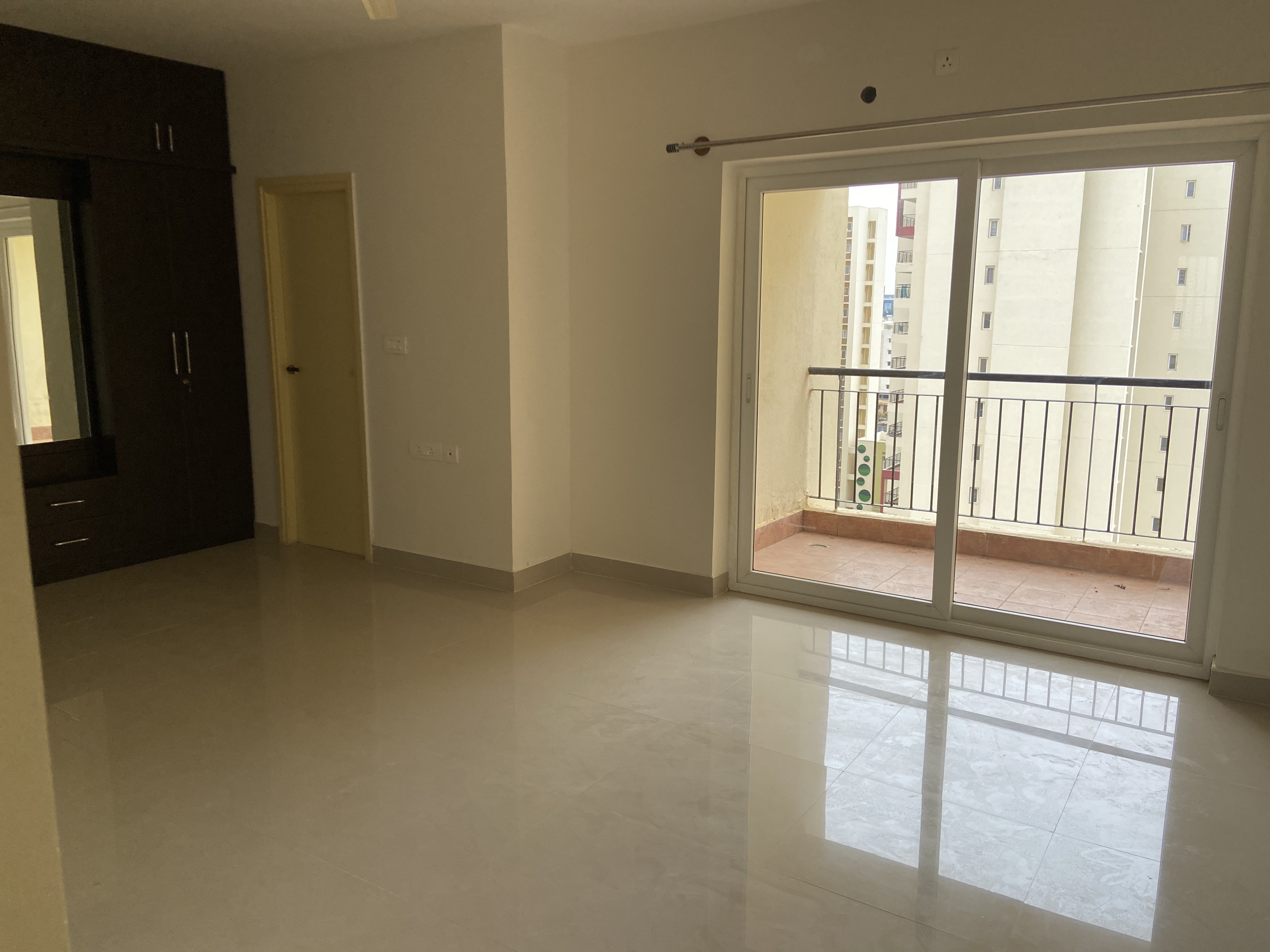 4 BHK + Study Room 2340 Sq.Ft. Apartment in MJR Clique Hydra