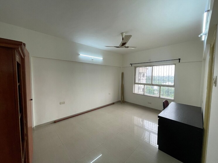 Room, kumar-presidency 3 Bedroom 1500 Sq.Ft. Apartment In Koregaon Park Pune 9138171