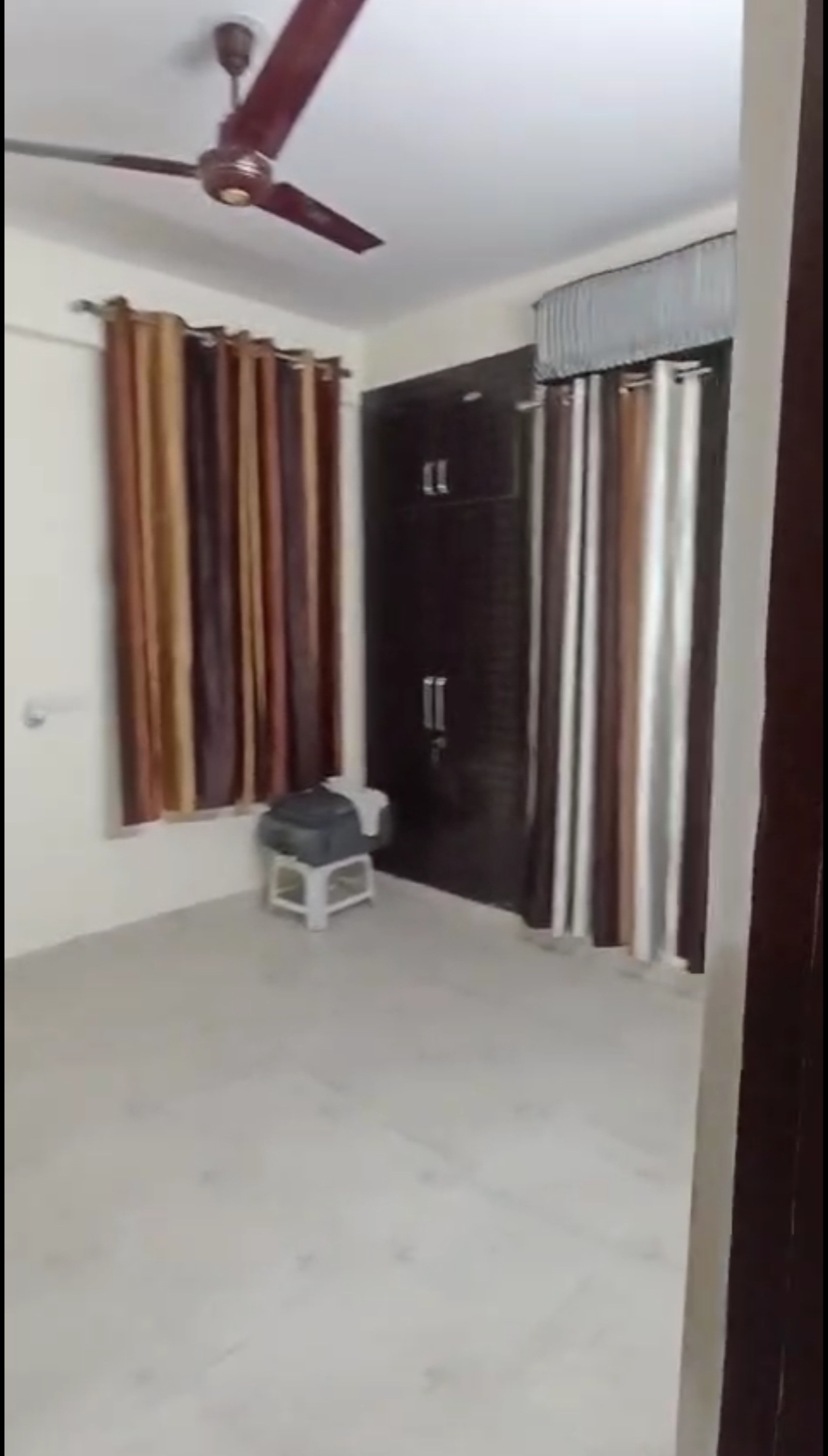 2 BHK + Pooja Room Apartment For Sale in MGI Gharaunda