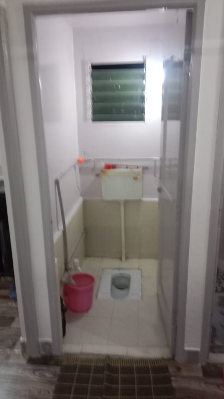 Bathroom, nagari-niwara-chs 1 RK 348 Sq.Ft. Apartment In Goregaon East Mumbai 9138183