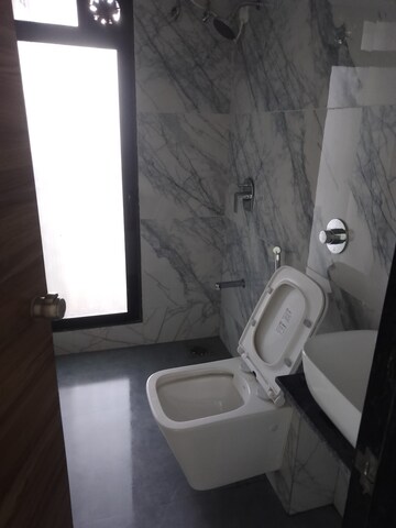 Bathroom in 1 BHK Apartment at Kamla Valeon, Borivali West – for Rent