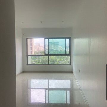 Room in 2 BHK Apartment at Kalpataru Immensa E, Kolshet Industrial Area – for Sale