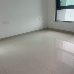 Room in 2 BHK Apartment at Kalpataru Immensa E, Kolshet Industrial Area – for Sale