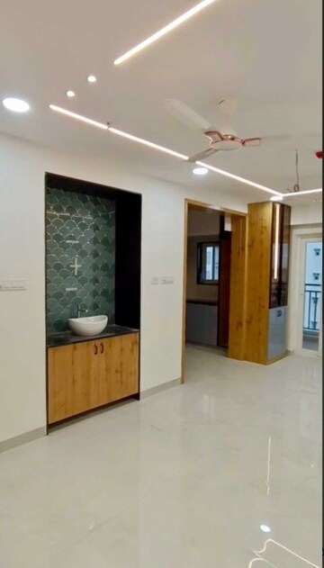 Room in 3 BHK Apartment at Poulomi Avante, Kokapet – for Rent