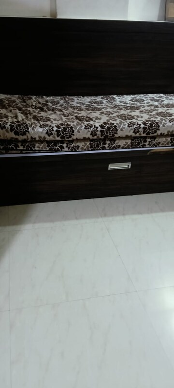 Furnished Amenities in 1 BHK Apartment at Tej One, Fergusson College Road – for Rent