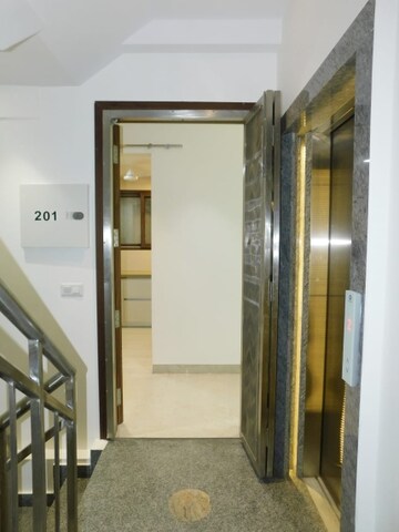 Building Lobby in 3 BHK Builder Floor at Vikram Nagar – for Sale