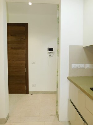 Room in 3 BHK Builder Floor at Vikram Nagar – for Sale