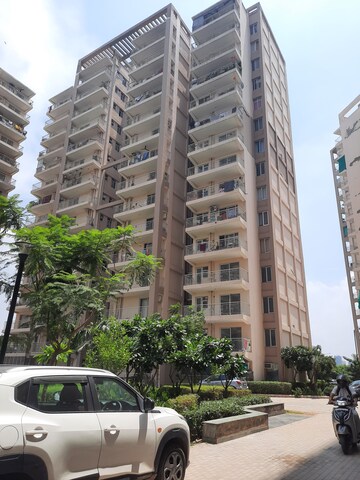 1 BHK Apartment – Exterior View View at Shree Vardhman Green Court, Sector 90 - for Rent
