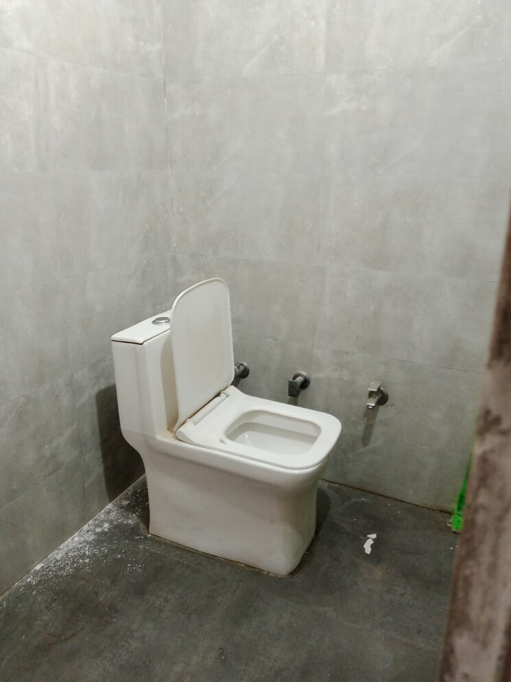 Bathroom, sector 17 2 Bedroom 655 Sq.Ft. Builder Floor In Sector 17 Panipat 9138232