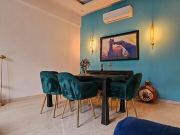 Living Room in 3.5 BHK Apartment at Smart World Orchard, Sector 61 – for Rent
