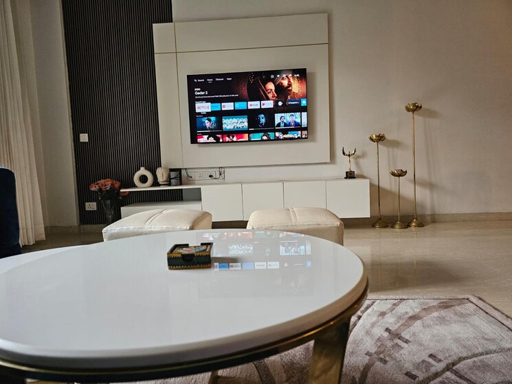 Master Bedroom, smart-world-orchard 3.5 Bedroom 1712 Sq.Ft. Apartment In Sector 61 Gurgaon 9138235