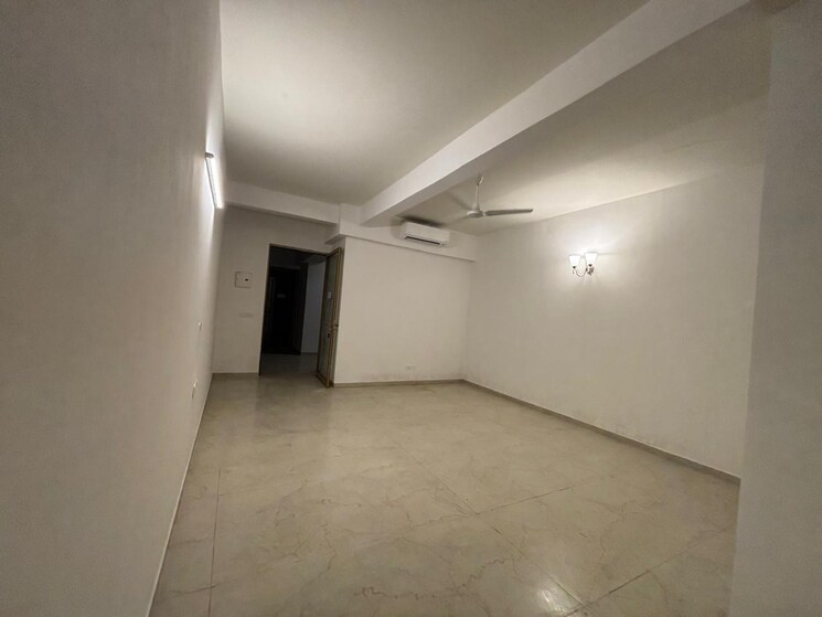 Room, smart-world-orchard 3 Bedroom 1680 Sq.Ft. Apartment In Sector 61 Gurgaon 9138236