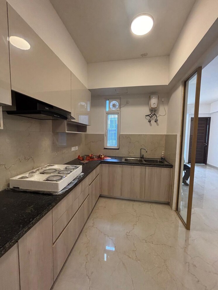 Kitchen, smart-world-orchard 3 Bedroom 1680 Sq.Ft. Apartment In Sector 61 Gurgaon 9138236