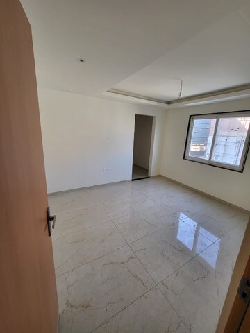 Room in 3 BHK Apartment at Prem Sagar Apartments, Nirman Nagar – for Rent