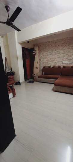 1 BHK + Study Room Apartment For Sale in Kalwa