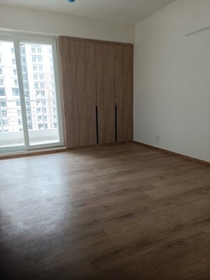 Room in 4 BHK Apartment at The 3C Lotus Panache, Sector 110 – for Rent
