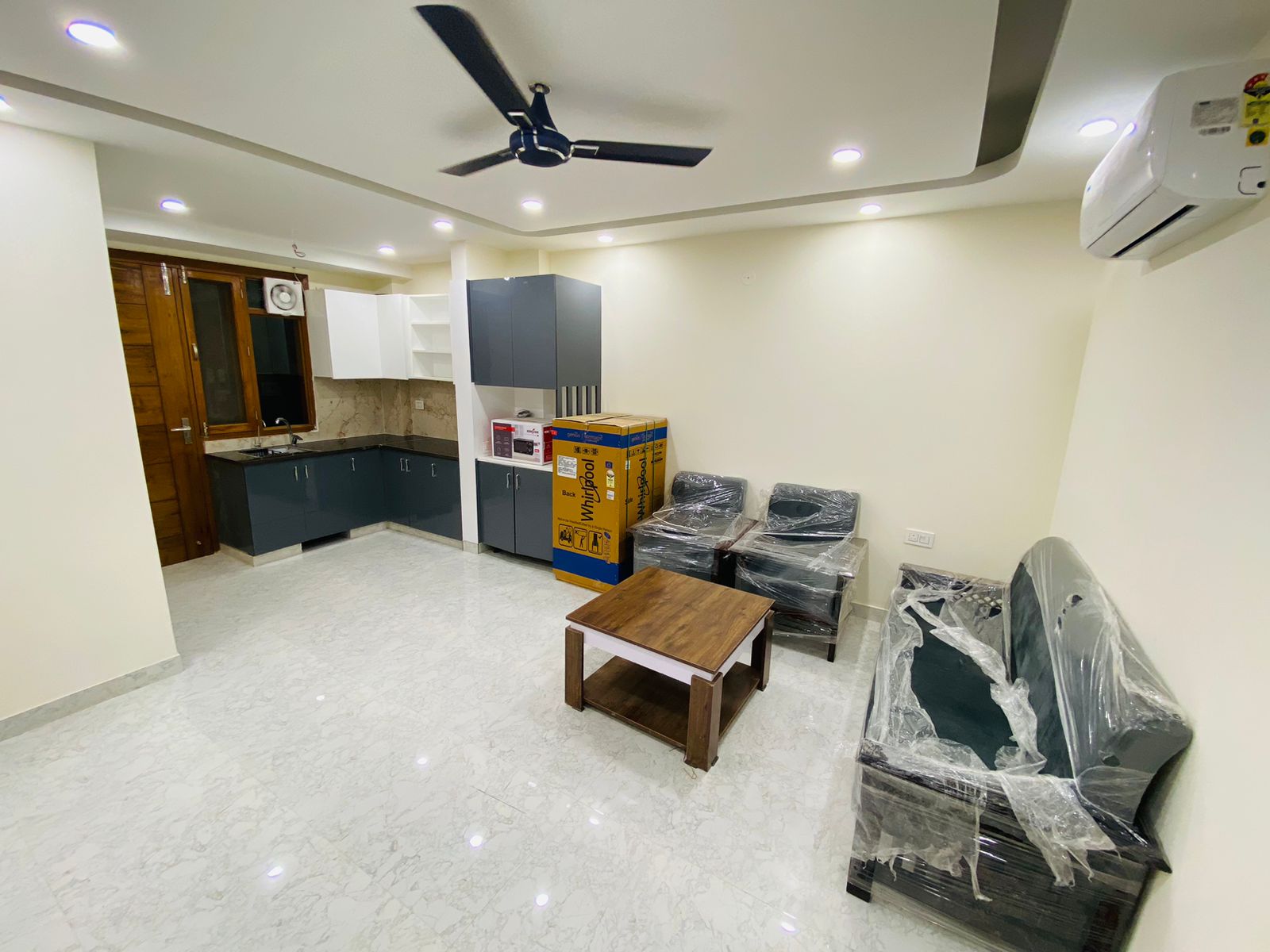 1 BHK Builder Floor For Rent in Q Block 