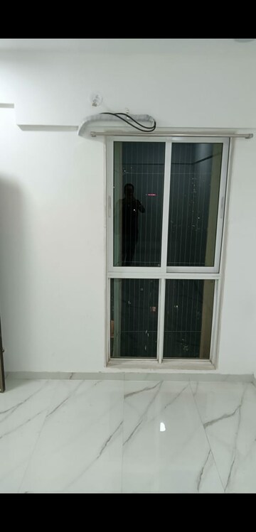 Bedroom in 2 BHK Apartment at Nahar Amaryllis Towers and Plaza, Chandivali – for Rent
