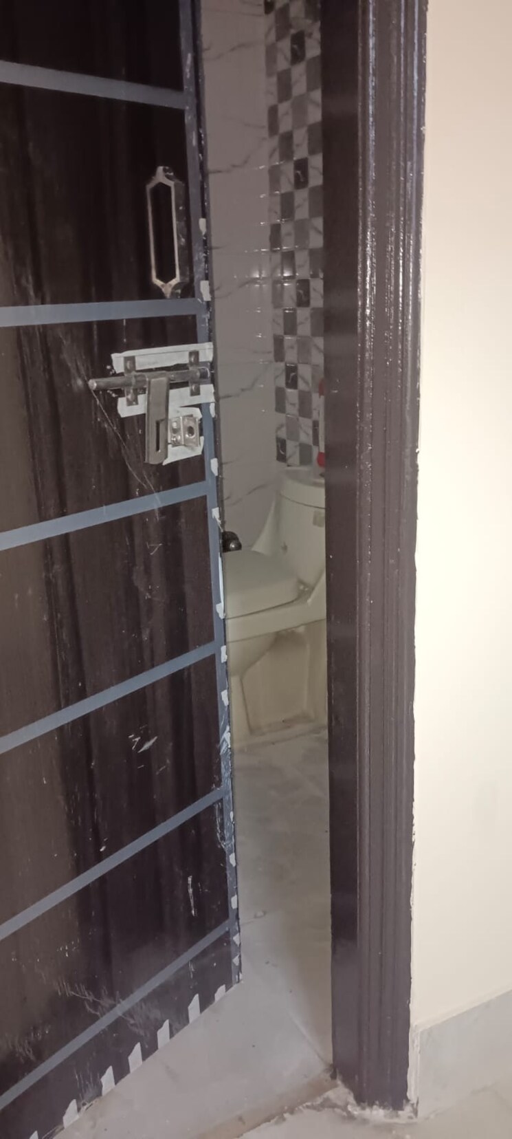 Balcony, maan-heights 3 Bedroom 1100 Sq.Ft. Builder Floor In Gaur City 1 Greater Noida 9138331