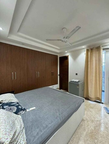 Bedroom in 2 BHK Builder Floor at Saket – for Rent