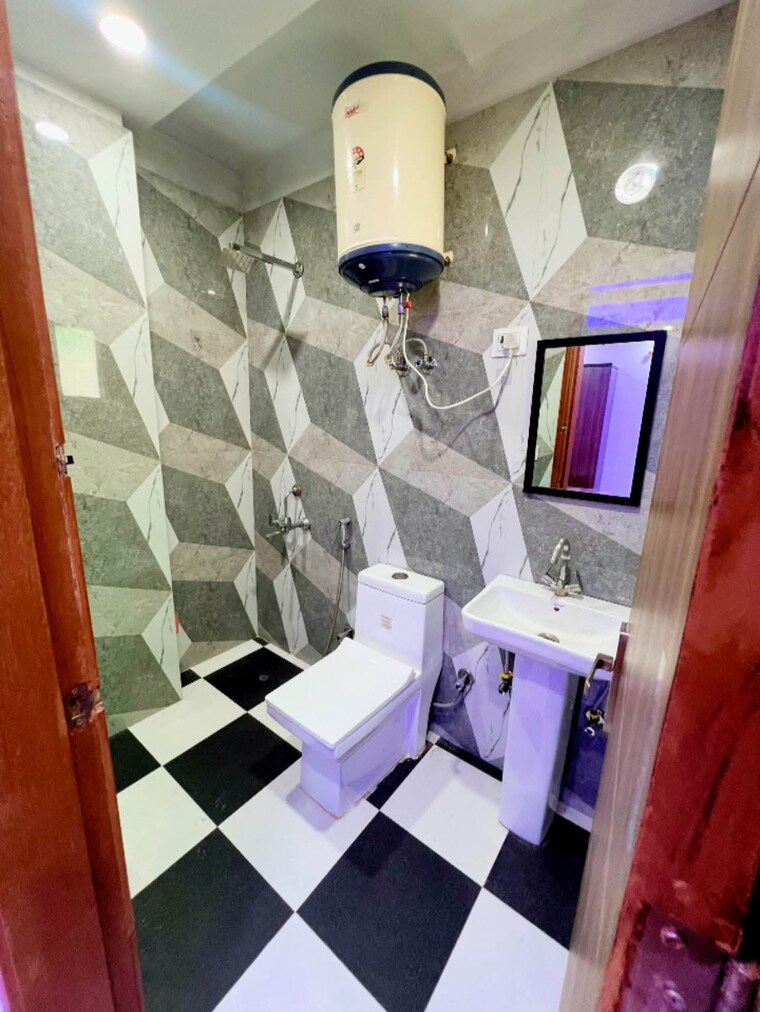 Team Area, saket 2 Bedroom 900 Sq.Ft. Builder Floor In Saket Delhi 9138345