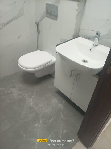 Bathroom in 2.5 BHK Apartment at Smart World Gems, Sector 89 – for Rent