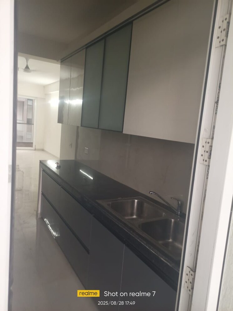 Kitchen, smart-world-gems 2.5 Bedroom 1103 Sq.Ft. Apartment In Sector 89 Gurgaon 9138365