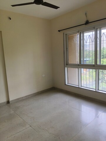 Room in 2 BHK Apartment at Dosti West County, Balkum Pada – for Rent