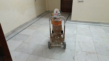 Living Room in 2 BHK Builder Floor at Vaishali Sector 2 – for Rent