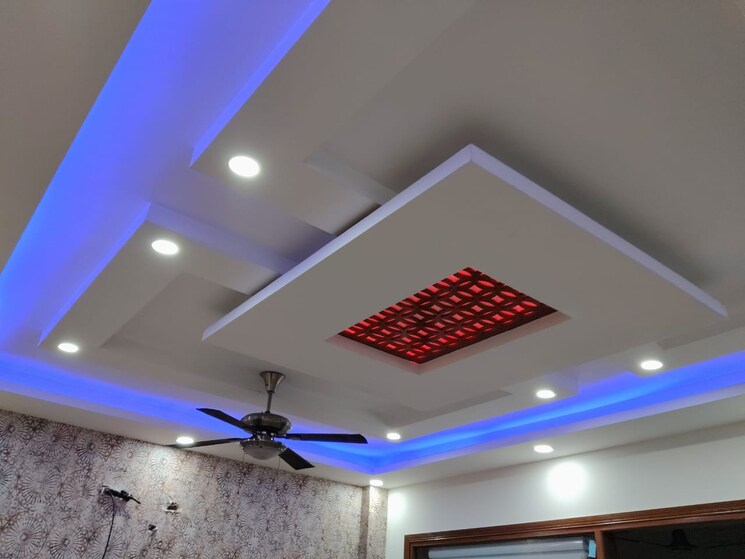 undefined, sector 108 3 Bedroom 300 Sq.Mt. Independent House In Sector 108 Noida 9138390