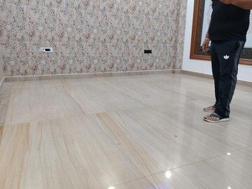 Room in 3 BHK Independent House at Sector 108 – for Rent