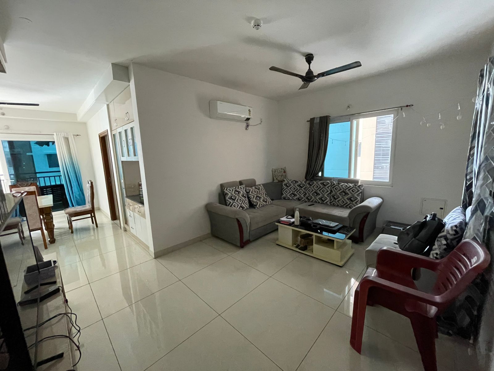 2 BHK + Extra Room Apartment For Rent in Aparna Sarovar Zenith