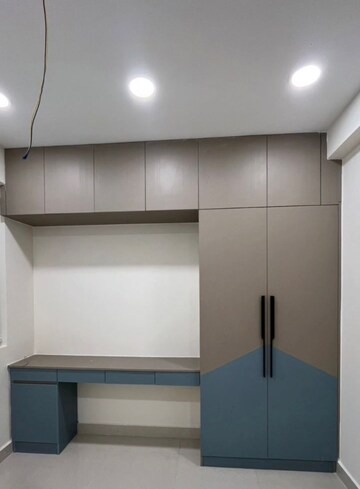 2.5 BHK Apartment For Rent in SMR Vinay Iconia Hyderabad, Kondapur