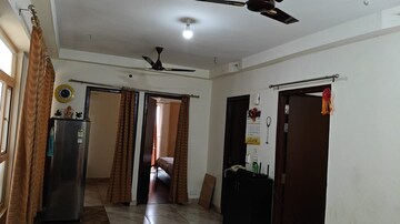 Building Lobby in 3 BHK Builder Floor at F Block Shastri Nagar – for Sale